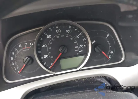 2015 Toyota Rav4 Le z USA, uszkodzony, nr VIN 2T3BFREVXFW396779